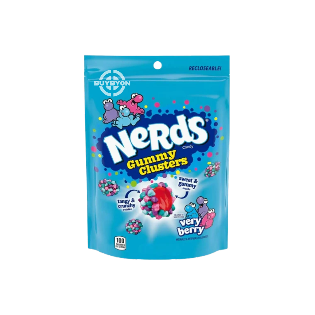 Nerds Very Berry Gummy Clusters Theatre – 226g pack featuring crunchy Nerds wrapped around chewy berry-flavored gummy centers.